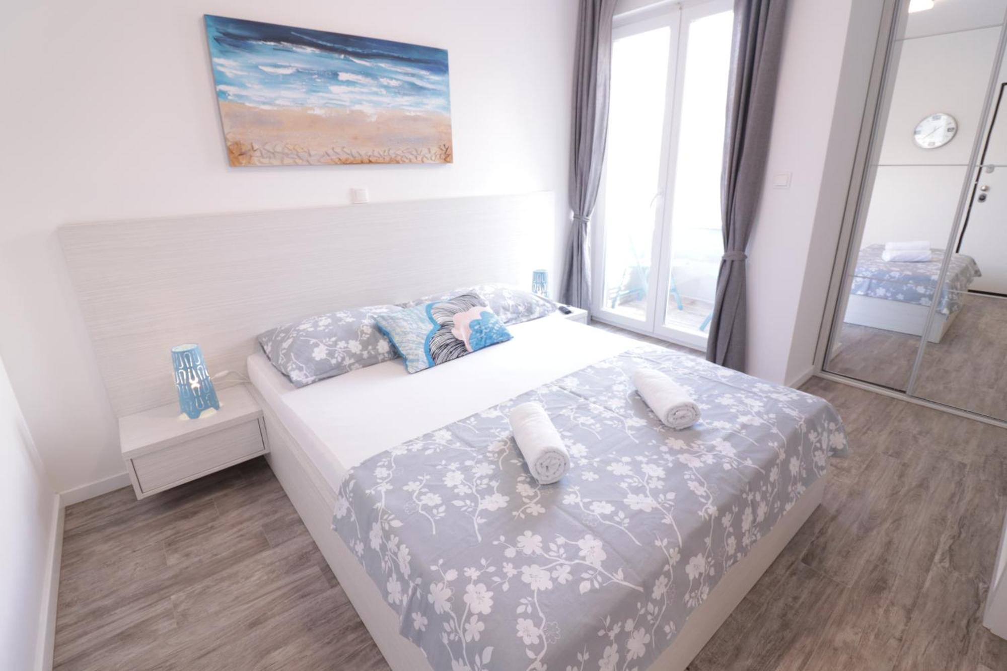 Apartments & Rooms Danivan Pool Villas B Novaglia Camera foto